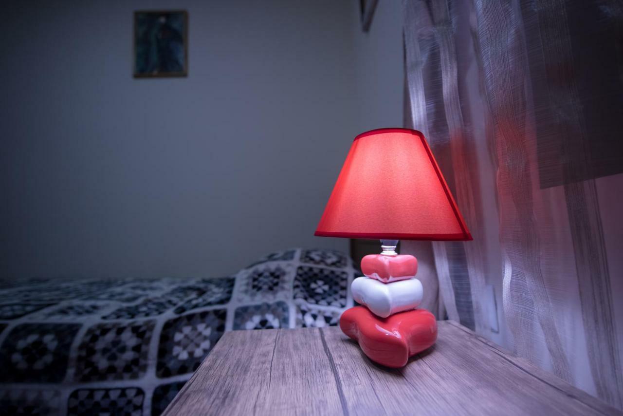 Cozy Apartment In Center Of Old Tbilisi ภายนอก รูปภาพ