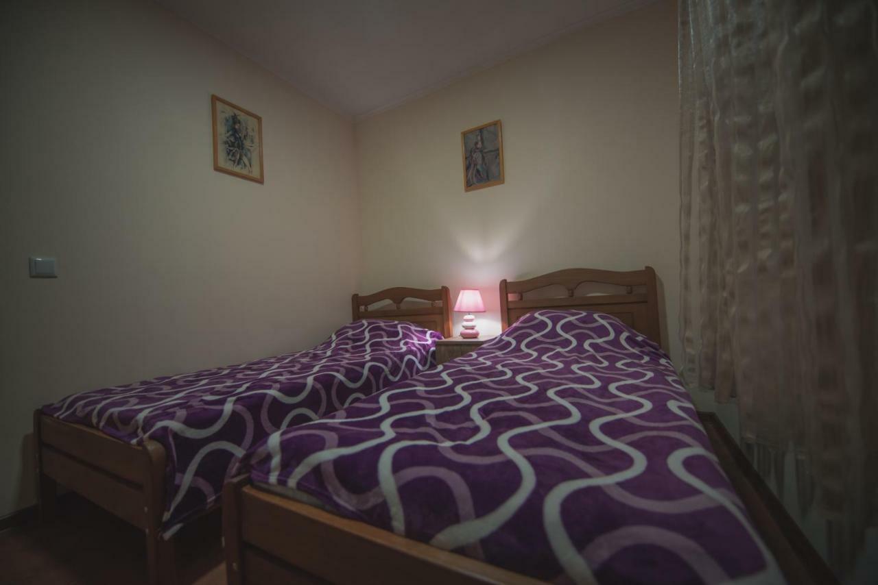 Cozy Apartment In Center Of Old Tbilisi ภายนอก รูปภาพ