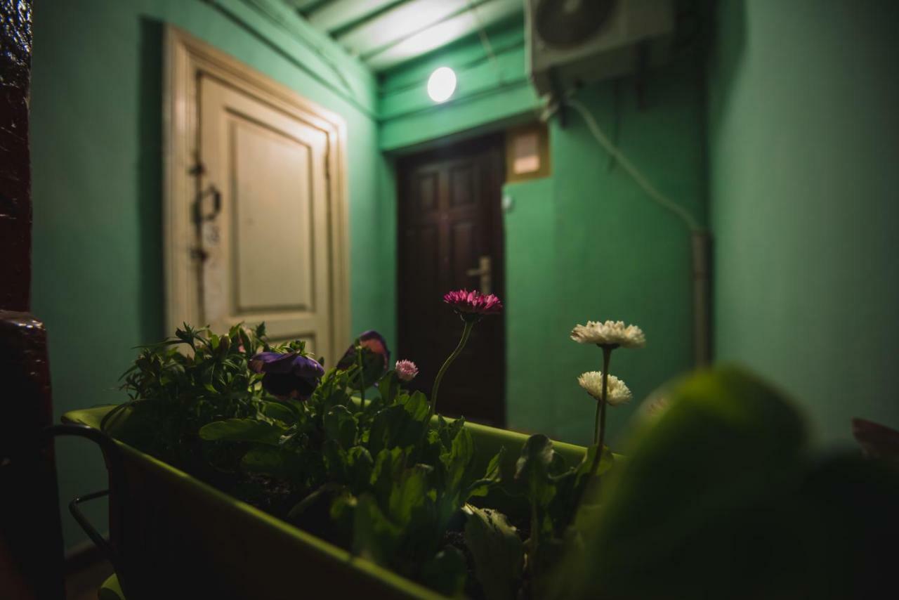 Cozy Apartment In Center Of Old Tbilisi ภายนอก รูปภาพ